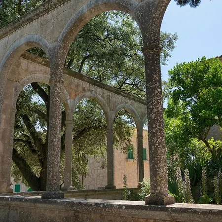 Santuari De Cura 3*