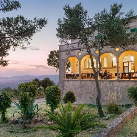 Hotel Santuari De Cura 3*